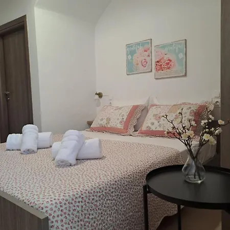 Arismari Apartment Ziros (Crete)