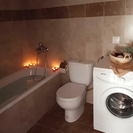 Arismari Apartment